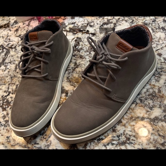 OluKai Gray Chukka Boots with Suede Upper main image 5